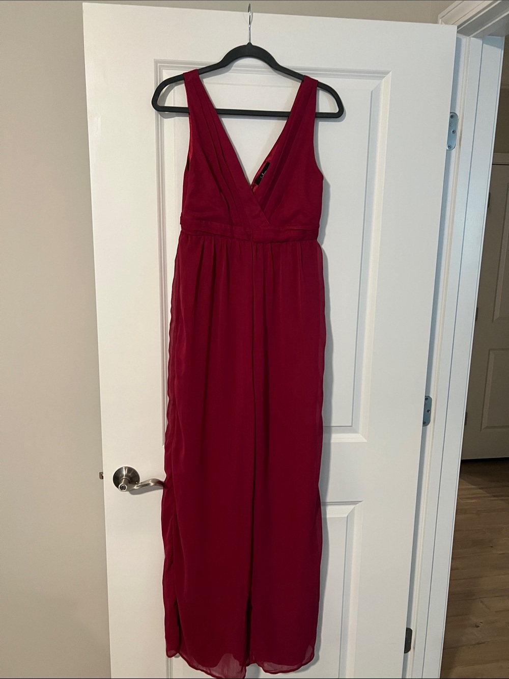 Lulu's Sleeveless Burgundy V-Neck Maxi Pantsuit size S